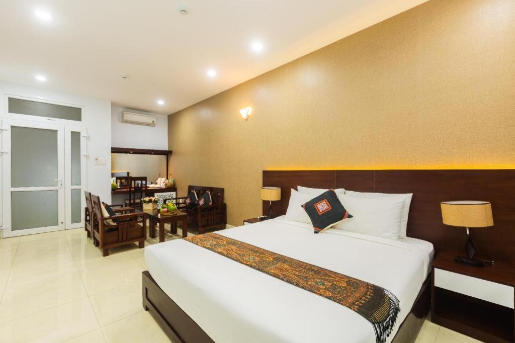 Navy 3* Da Nang