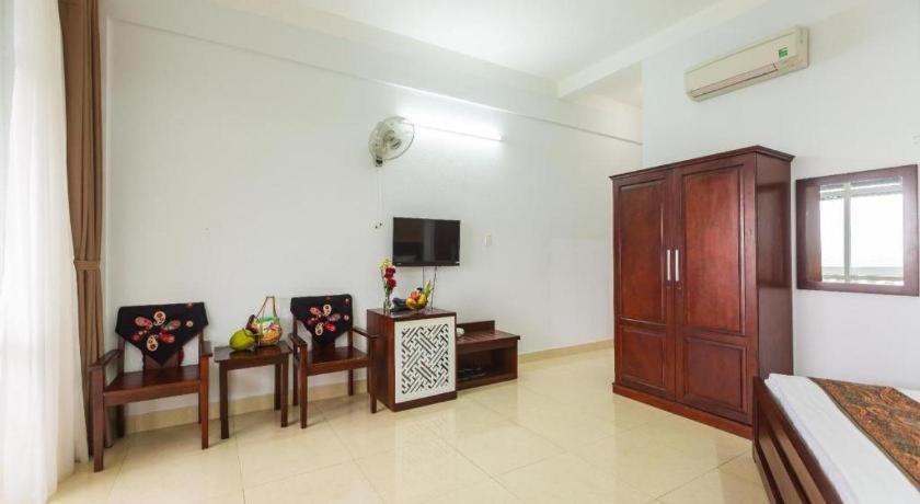 Hotel Navy 3*