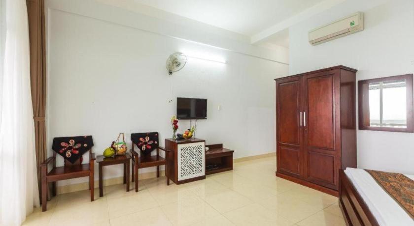 Hotel Navy